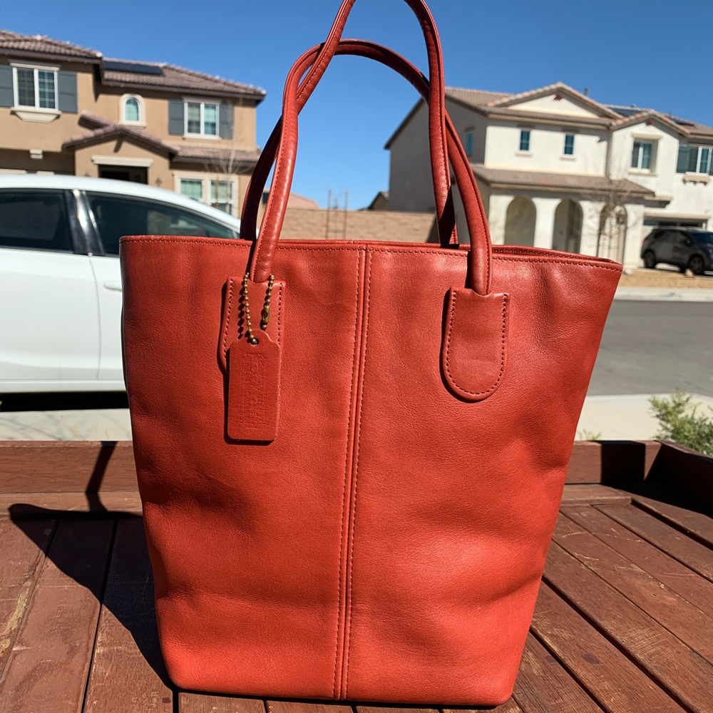 COACH Bag Tote Hand Purse 4068 Grain Leather Red